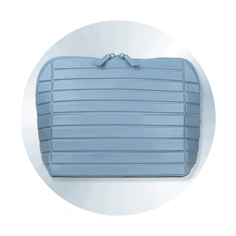 Afform Wins Oprah Daily Travel Award for Best Makeup Bag 2025