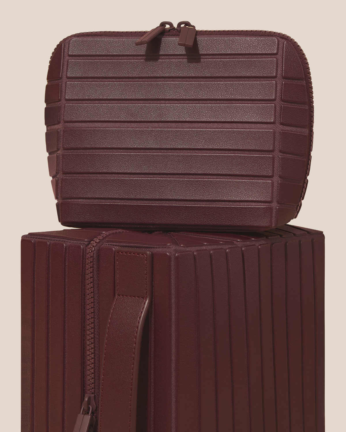 The Medium Cassis Traveller and Large Cassis Kit
