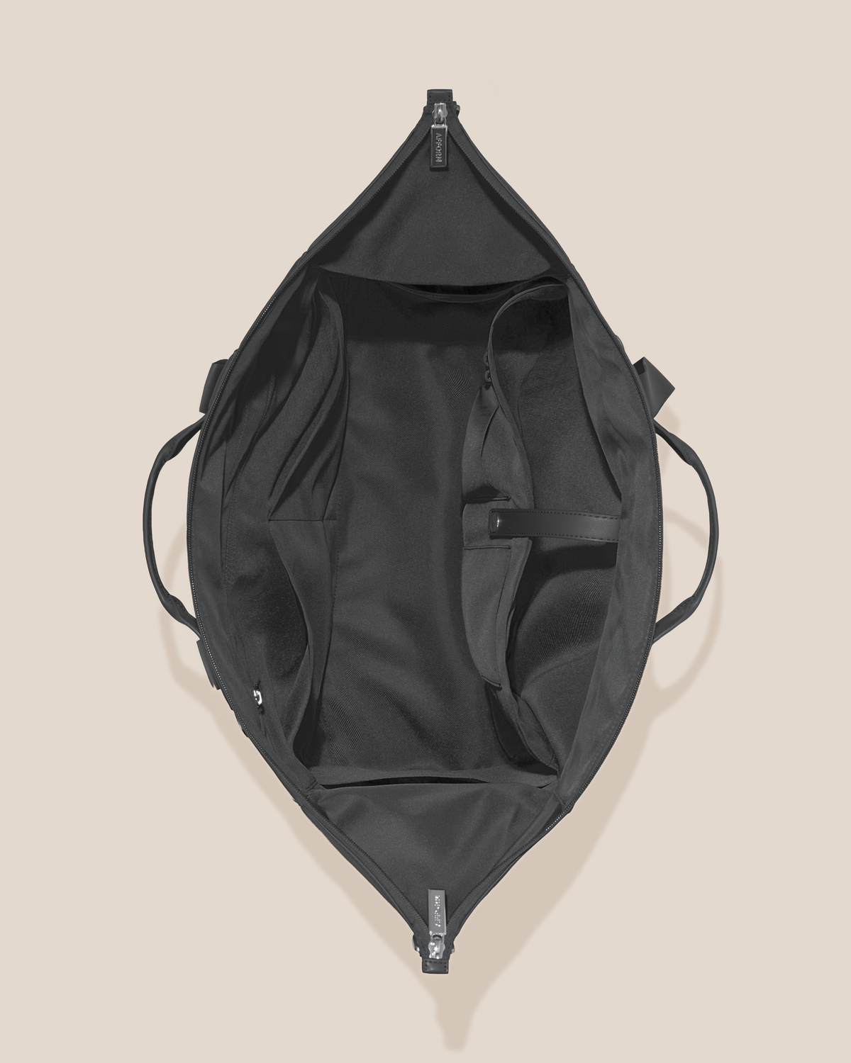 The Onyx Overnighter